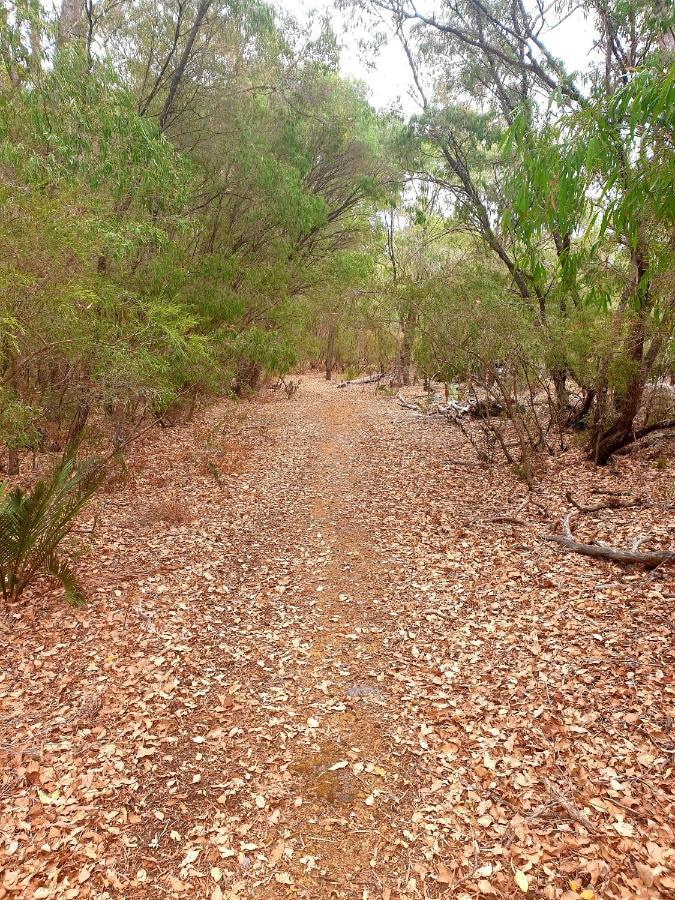Bussells Bushland Cottages Margaret River ภายนอก รูปภาพ