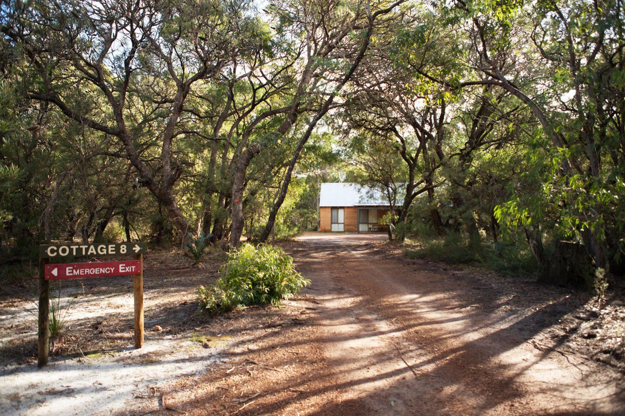 Bussells Bushland Cottages Margaret River ภายนอก รูปภาพ